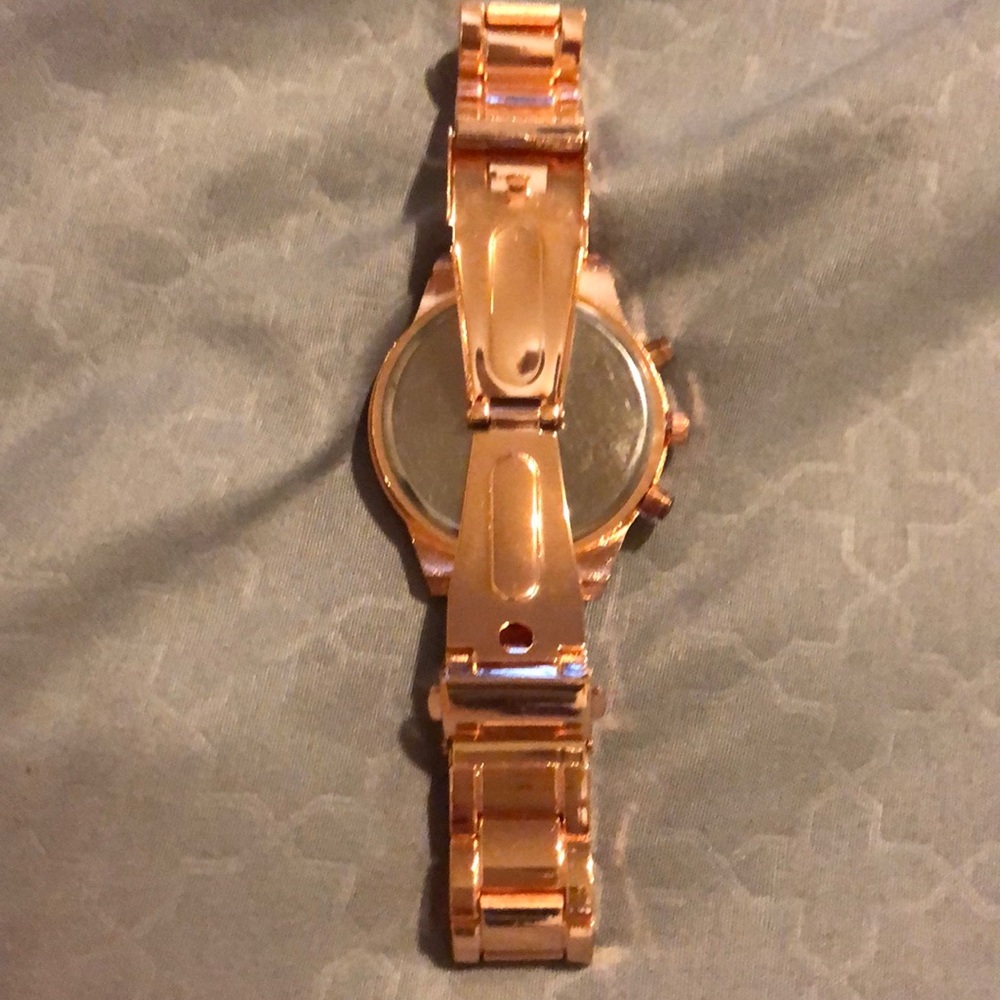 GENEVA WATCH - Picture 3 of 4